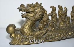 11.2 Chine ancienne statue bouddhiste en bronze de huit xians assis Dragon bête