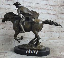 23 Livre Ancien Ouest Cowboy Rodéo Pistolet Cheval Statue Bronze Sculpture Solde