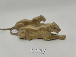 2 anciens bronzes animaliers Lionnes signé Ch. Bertrand, presses papiers