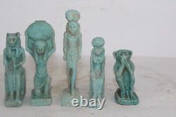 5 DES ANCIENNES STATUES PHARAONIQUES ÉGYPTIENNES Hathor, Isis Sekhmet Baboo (GF)