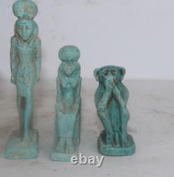 5 DES ANCIENNES STATUES PHARAONIQUES ÉGYPTIENNES Hathor, Isis Sekhmet Baboo (GF)