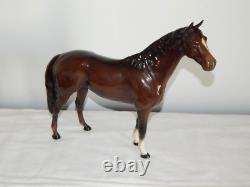 ANCIENNE Grande SCULPTURE Statue Animalière CHEVAL en Céramique