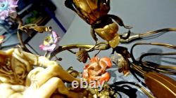 ANCIENNE &RARE STATUE Piéta DECOR DE FLEURS ET BOUGEOIRE