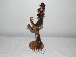 ANCIENNE SCULPTURE STATUE en BRONZE CLOWN Jouant de la Musique Signée Lohé
