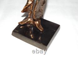 ANCIENNE SCULPTURE STATUE en BRONZE Personnage Signée Lohé