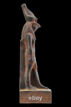ANCIENNE STATUE PHARAONIQUE EGYPTIENNE du grand dieu Horus sculpture de fauco