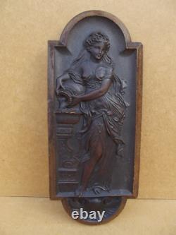 Allégorie Ancien bas relief en bois durci ébonite d'époque Napoléon III