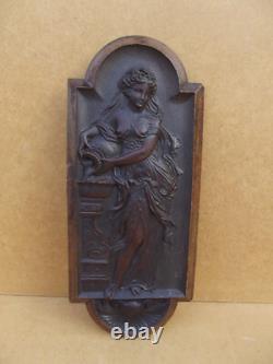 Allégorie Ancien bas relief en bois durci ébonite d'époque Napoléon III