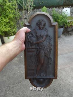 Allégorie Ancien bas relief en bois durci ébonite d'époque Napoléon III