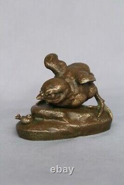 Ancien Bronze Signé C. MASSON Oisillon À L'escargot Animalier Circa 1880