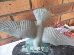 Ancien Bronze Sur Socle En Marbreenvol D Une Mouette Sur Une Vague