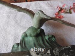 Ancien Bronze Sur Socle En Marbreenvol D Une Mouette Sur Une Vague