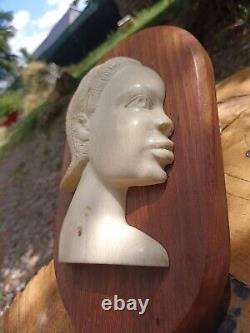 Ancien PROFIL de femme sculpté CONGO