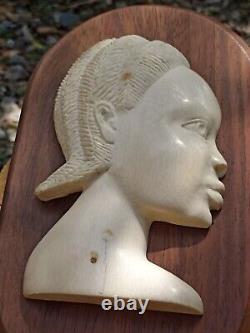 Ancien PROFIL de femme sculpté CONGO