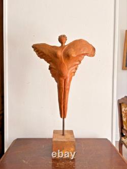 Ancien Sculpture Terre Cuite Ange Victoire Signé Sur Socle Expressionniste
