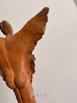 Ancien Sculpture Terre Cuite Ange Victoire Signé Sur Socle Expressionniste