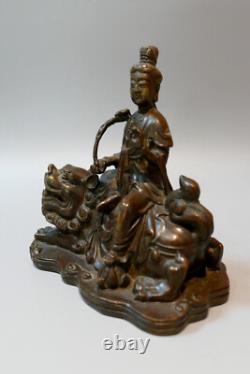 Ancien bronze Guanyin Chine bouddhisme bouddha Kwan Yin