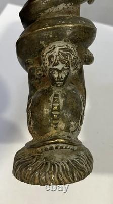 Ancien bronze scène mythologique dans l'esprit de la renaissance Italienne