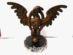 Ancien bronze type mascotte AIGLE double face belle patine, détails de qualité