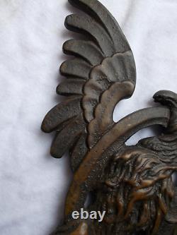 Ancien bronze type mascotte AIGLE double face belle patine, détails de qualité