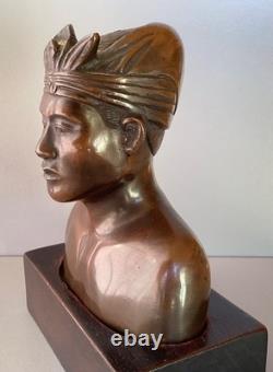 Ancien buste de jeune homme en bronze, Ecole vietnamienne début XXe siècle