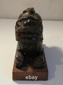 Ancien chien Fô (lion gardien) en bois laqué sculpture asiatique 16,5×6,5×12 cm