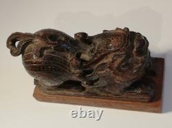 Ancien chien Fô (lion gardien) en bois laqué sculpture asiatique 16,5×6,5×12 cm