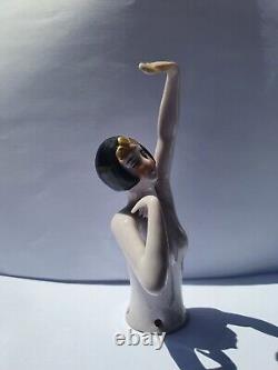 Ancien demi figurine statuette half doll art deco femme sculpture en porcelaine