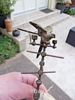 Ancien petit baguier à décor d'un perroquet en bronze et marbre ou albâtre N-1