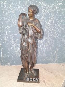 Ancien statuette femme antique en bronze patiné old statue Déco 25cm