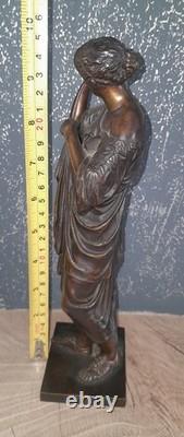 Ancien statuette femme antique en bronze patiné old statue Déco 25cm