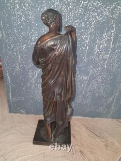 Ancien statuette femme antique en bronze patiné old statue Déco 25cm