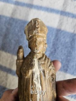 Ancienne Petite Sculpture Religieuse en Bois Saint Évêque Époque 17ème 18ème