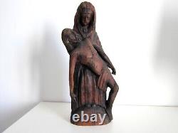 Ancienne Piéta. Haute époque, bois sculpté, art populaire, collections