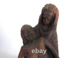 Ancienne Piéta. Haute époque, bois sculpté, art populaire, collections