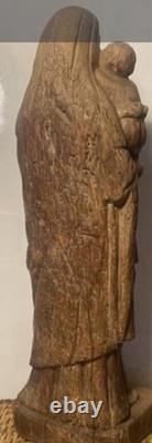 Ancienne Sculpture En Bois Massif Représentant La Vierge À L'enfant