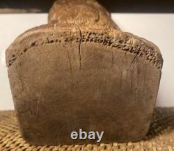 Ancienne Sculpture En Bois Massif Représentant La Vierge À L'enfant