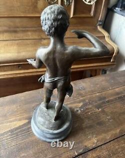 Ancienne Sculpture Statue en Bronze Chérubin Tenant Un Escargot Thomas Somme