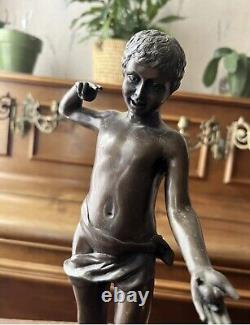 Ancienne Sculpture Statue en Bronze Chérubin Tenant Un Escargot Thomas Somme