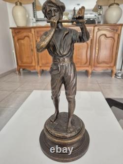 Ancienne Statue En Bronze