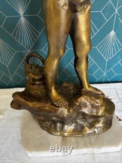 Ancienne Statue Régule Doré Pêcheur Napolitain Signé G Varlese Socle Marbre