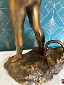 Ancienne Statue Régule Doré Pêcheur Napolitain Signé G Varlese Socle Marbre