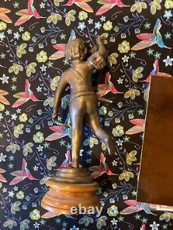 Ancienne Statue personnage sculpture ange Bronze sur socle bois vintage
