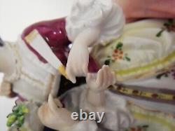 Ancienne Statuette Porcelaine Signée Scène Galante Romantique figurine 17cm