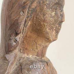 Ancienne Vierge Marie Bois Sculpté en Ronde-Bosse Traces de Polychromie 30,5 cm