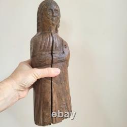 Ancienne Vierge Marie Bois Sculpté en Ronde-Bosse Traces de Polychromie 30,5 cm