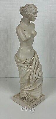 Ancienne XXème statue, sculpture en plâtre Vénus de Milo