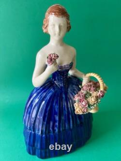 Ancienne boite sculpture signée Henri Onesto céramique femme panier de fleurs