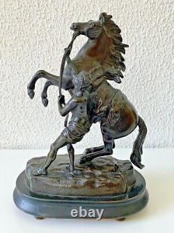 Ancienne paire de chevaux de Marly en bronze signée Coustou fin XIXe