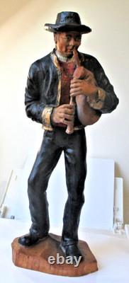 Ancienne rare sculpture statue statuette breton joueur de cornemuse polychrome